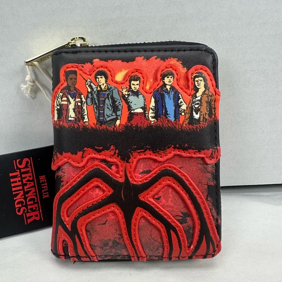 Loungefly Stranger Things Group Portrait Light-Up Mini Backpack & Wallet - Picture 15 of 16